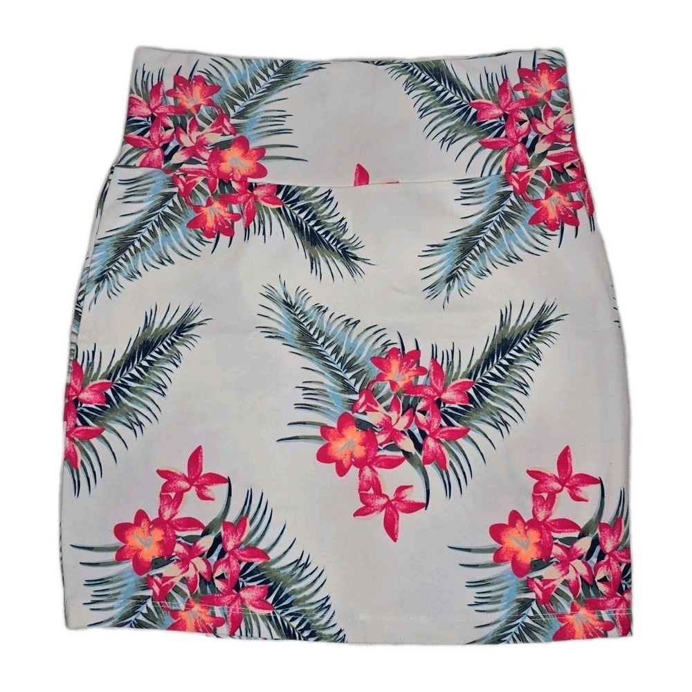 Charlotte Ruse Vibrant Tropical Print Skirt NWOT SZ: MEDIUM - Picture 1 of 4